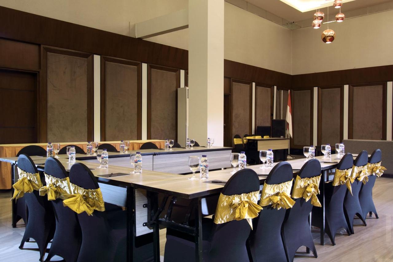 Helios Hotel Bone Watampone Экстерьер фото