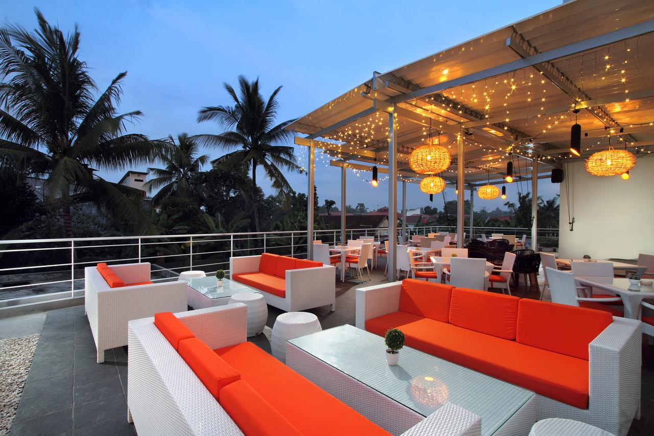 Helios Hotel Bone Watampone Экстерьер фото